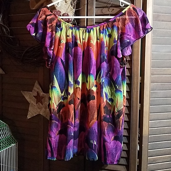 Shirt - Picture 2 of 4